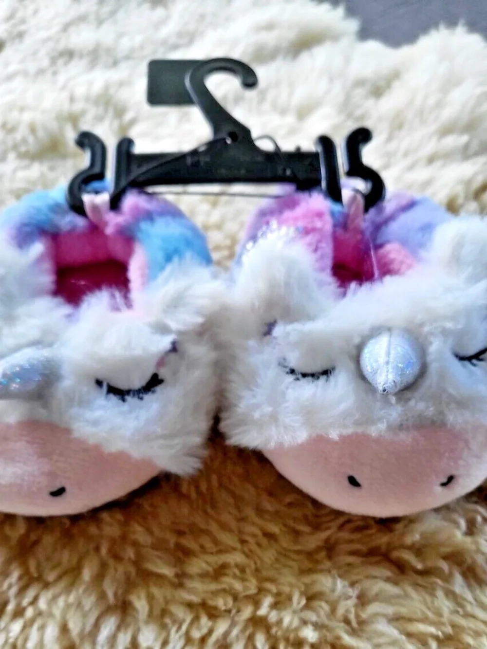 Wonder Nation Infant/Toddler /Baby Unicorn Slippers Size 3 for tiny cold feet